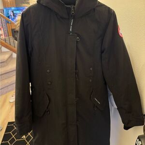 Canada Goose Black Jacket with Red Patch Women’s Medium Canada Goose long parka